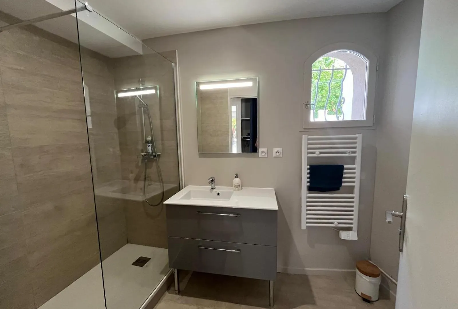 Cocon De Douceur Jardin Et Piscine Apartment Marseille France